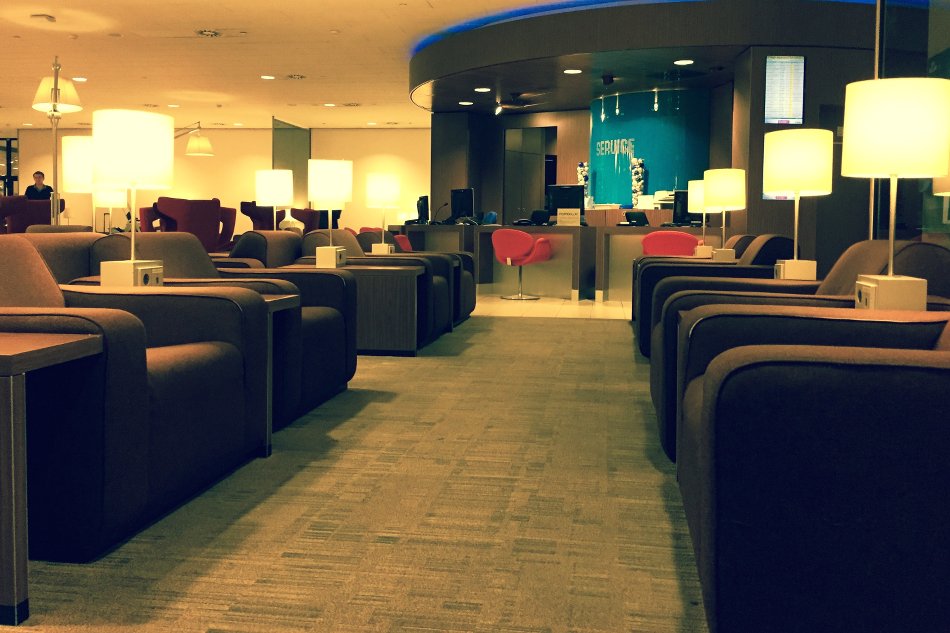 KLM Crown Lounge Amsterdam Review
