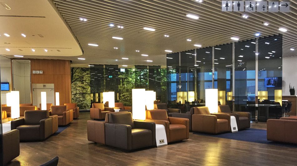 Lufthansa Senator Lounge Frankfurt A Plus Loungebereich