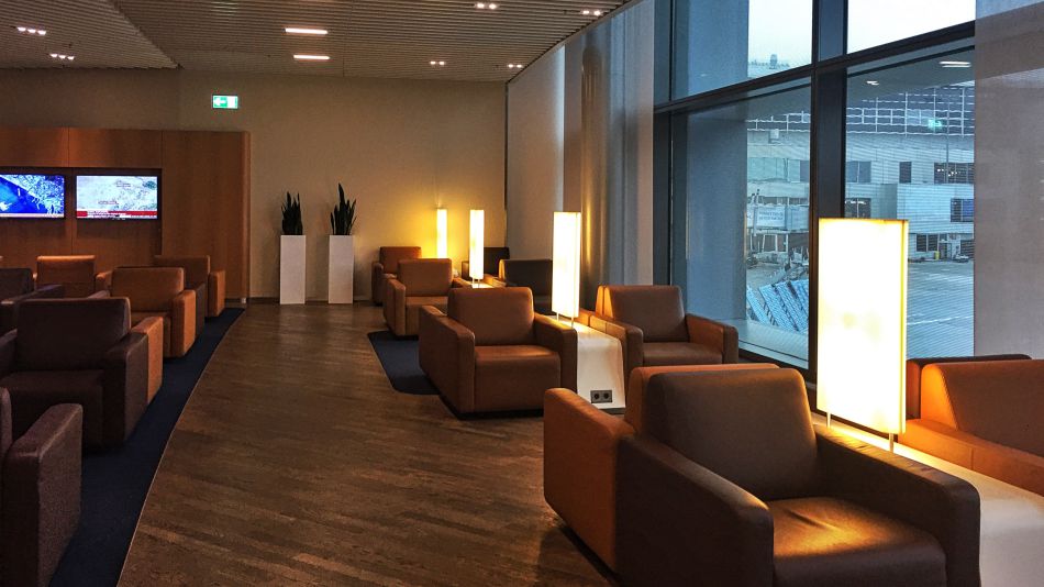 Lufthansa Senator Lounge Frankfurt A Plus Sessel