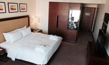 Executive Room Hilton Warsaw Hotel Convention Centre Reiseblog Travel with Massi