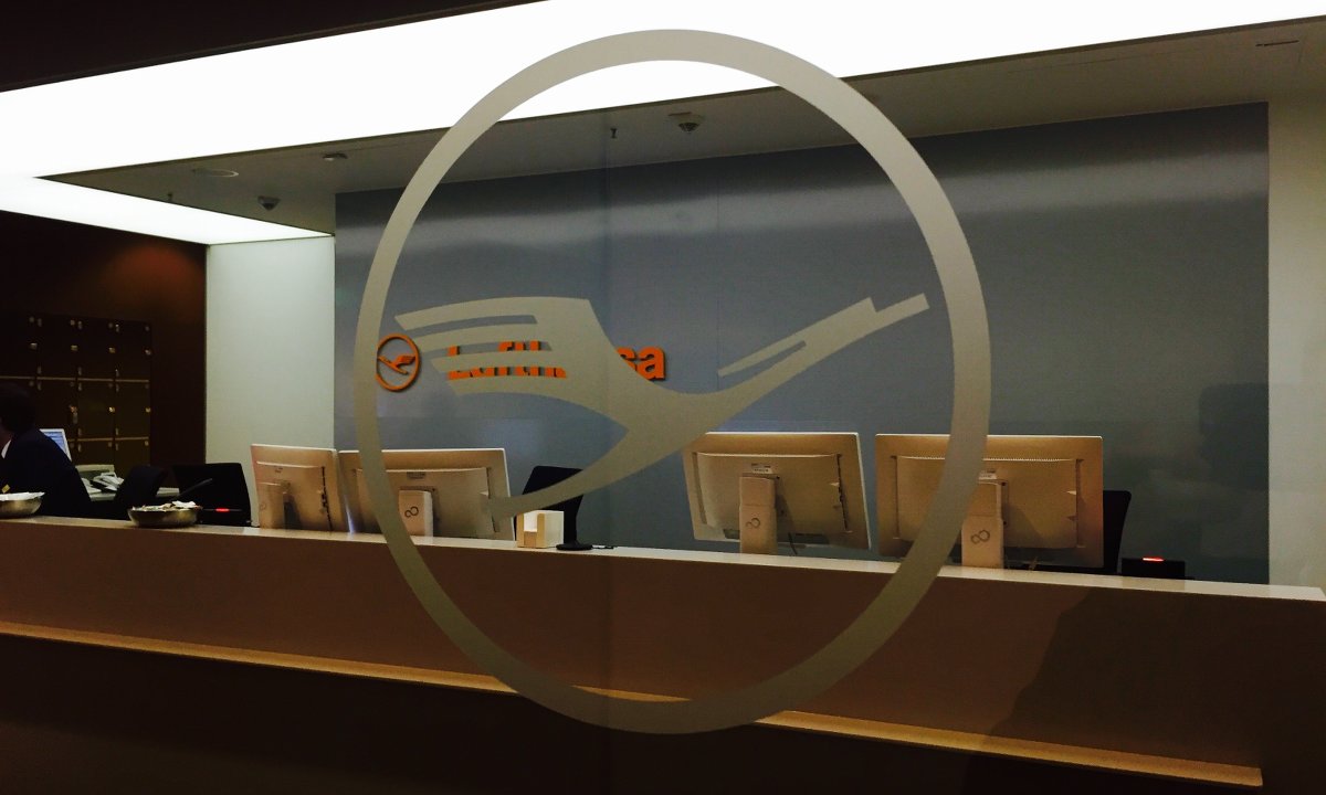 Lufthansa Senator Lounge München H Non-Schengen Review Eingangsbereich