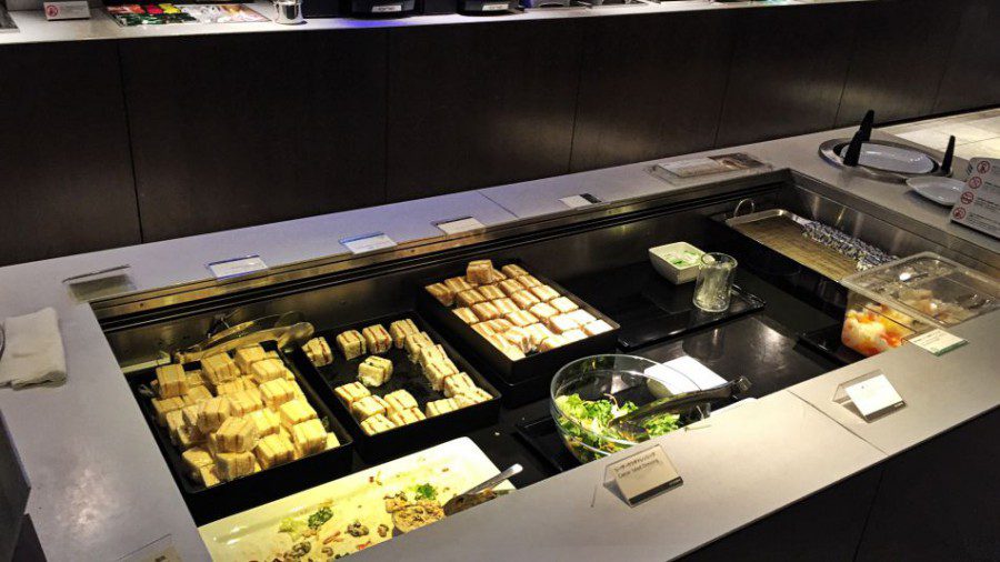 ANA Lounge Tokio Narita Buffet Sandwiches