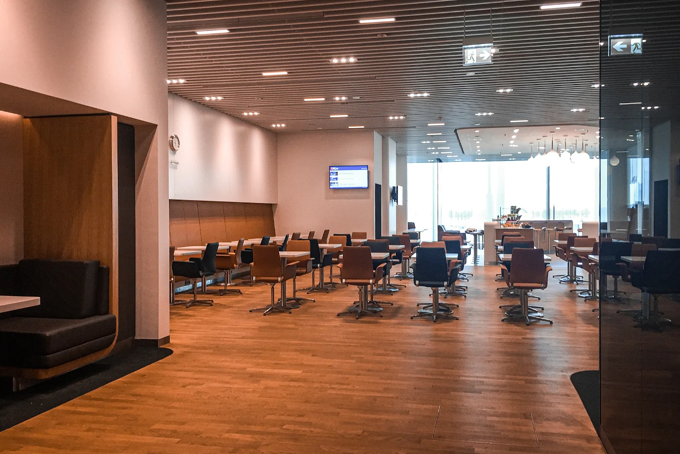 Hauptbereich Lufthansa Senator Lounge München Satellit K Bereich