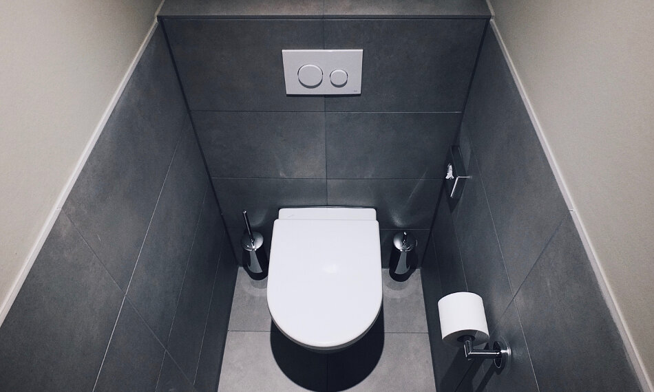 Review Me and All Düsseldorf Doppelzimmer Standard Toilette