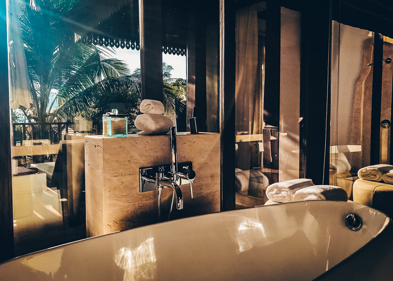 Review The Ritz-Carlton Koh Samui Pool Villa Badewanne