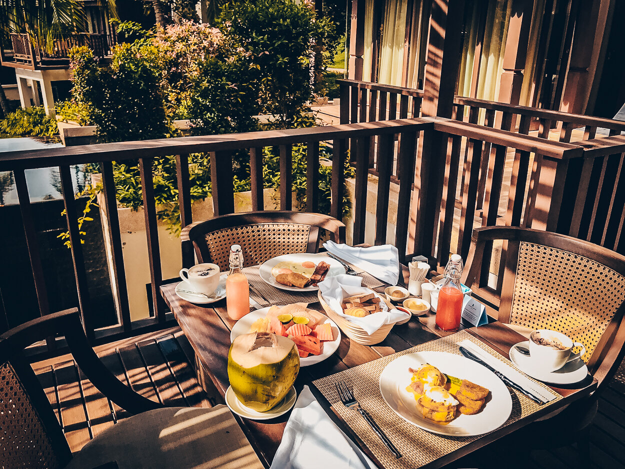 Review The Ritz-Carlton Koh Samui Breakfast