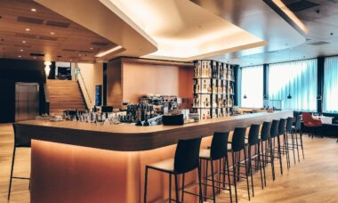 Pre-Opening Neue Swiss First Class Lounge Zürich A - Dusche