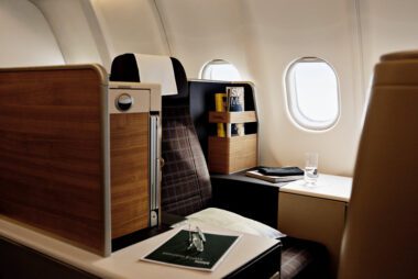 SWISS Airbus A340 Business Class modernisiert