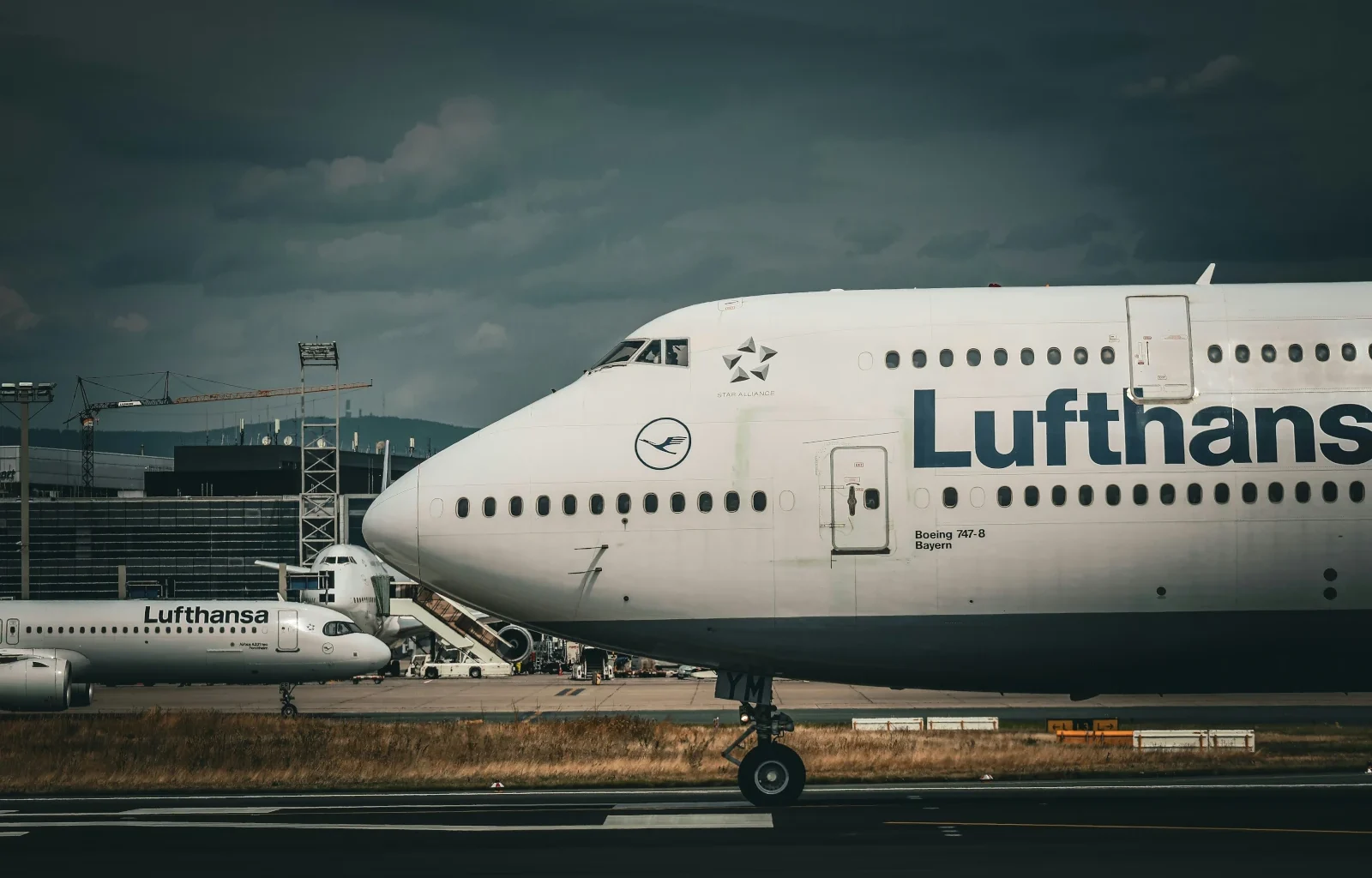 Lufthansa Boeing 747-8i Bayern