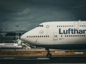 Lufthansa Boeing 747-8i Bayern