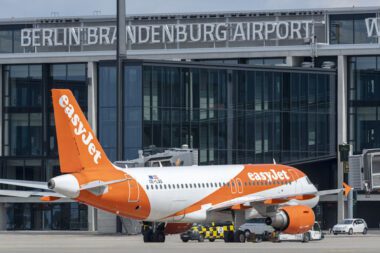 EasyJet worldwide Kooperation mit der Deutschen Bahn via BER