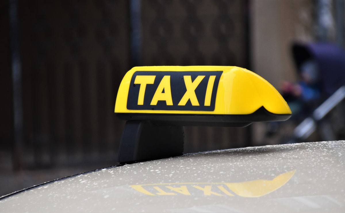 Taxi in Berlin über die Sixt ride App buchen und Fahrguthaben der Amex Platinum Card nutzen