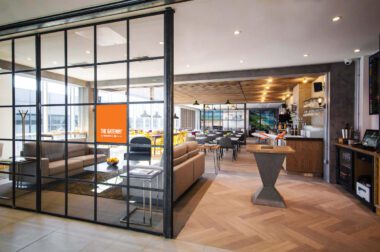 EasyJet eröffnet erste Lounge am Flughafen London Gatwick