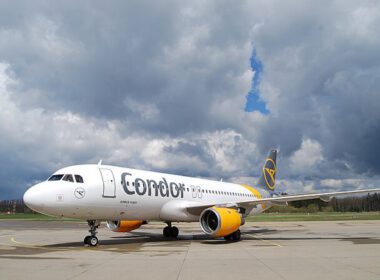 Condor Flugzeug des Typs Airbus A320