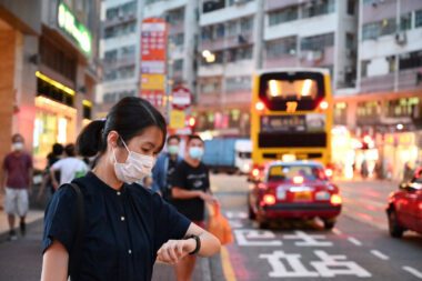 Hongkong erleichtert die Einreise, fordert aber weiterhin zwei Corona-Tests