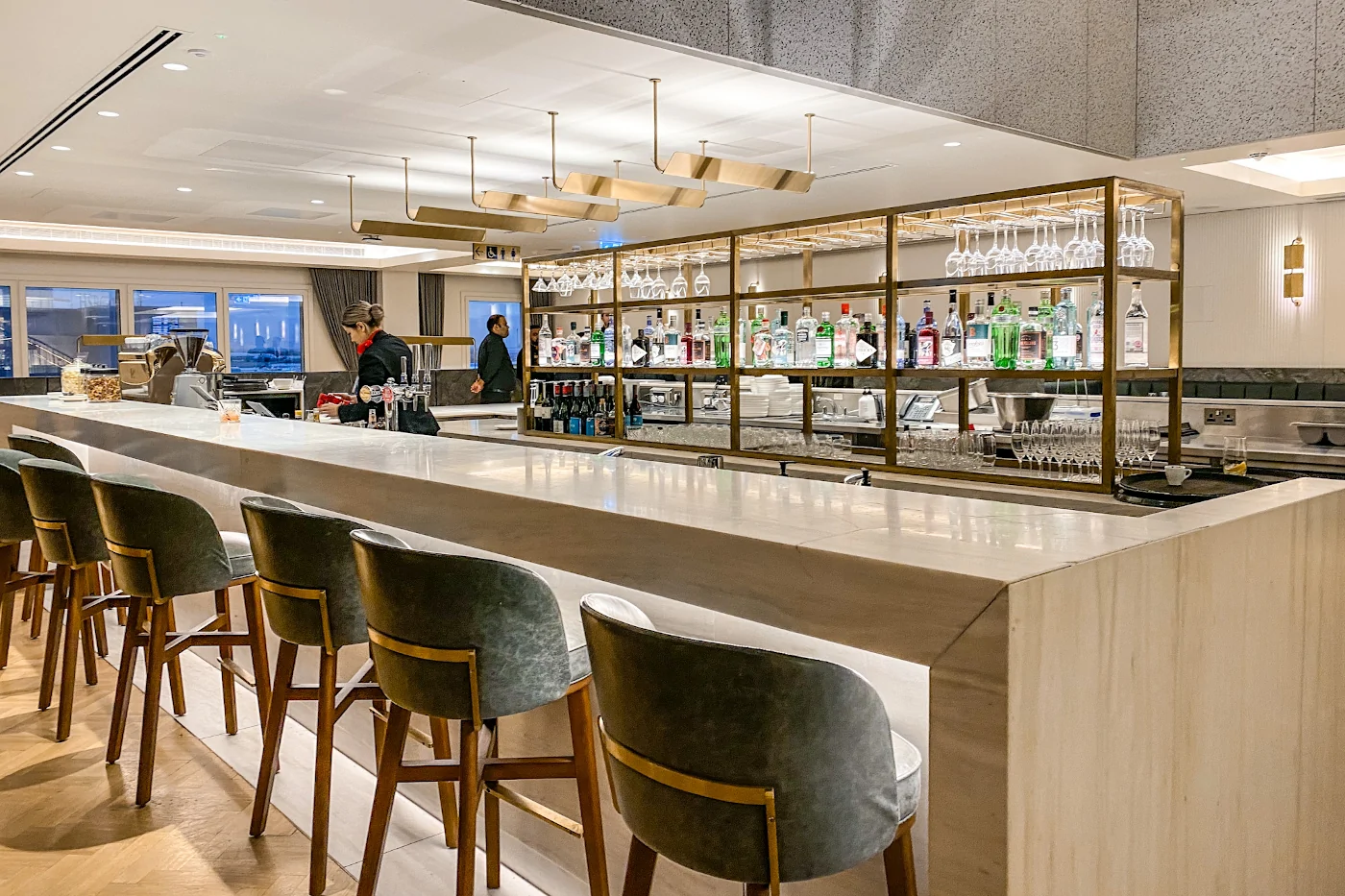 Qantas Lounge London Heathrow (LHR) Bar