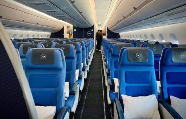 Lufthansa Economy Class Kabine Airbus A350-900 "München"