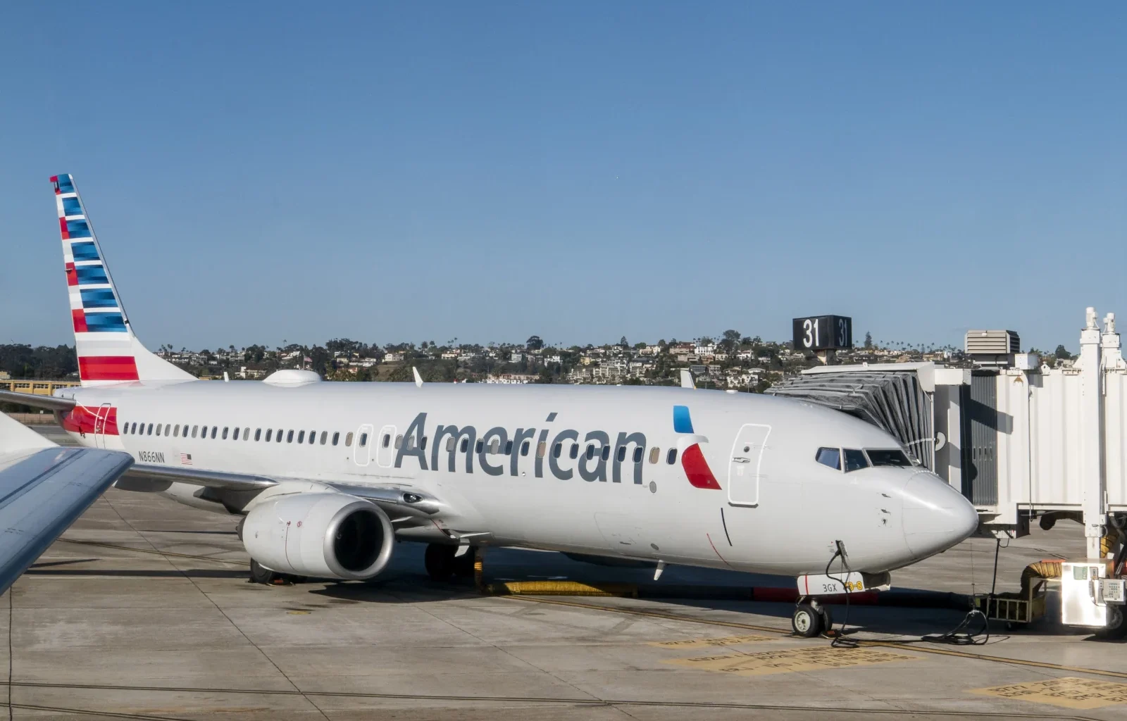 American Airlines Boeing 737