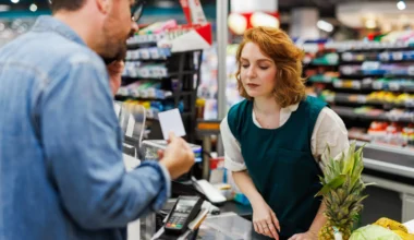 mit PAYBACK im Alltag wie Supermarkt übertragbare Punkte sammeln und in Miles & More Meilen übertragen