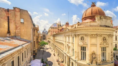 Blick in die Altstadt von Bukarest - Rumänien wird ab März 2024 Teil des Schengen-Raums