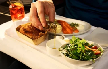 neues Brot, Butter und Olivenöl in der Lufthansa Business Class