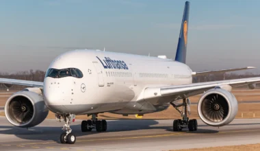 Lufthansa Airbus A350 Flugzeug am Flughafen München (MUC) in Deutschland. Airbus ist ein Flugzeughersteller aus Toulouse, Frankreich.