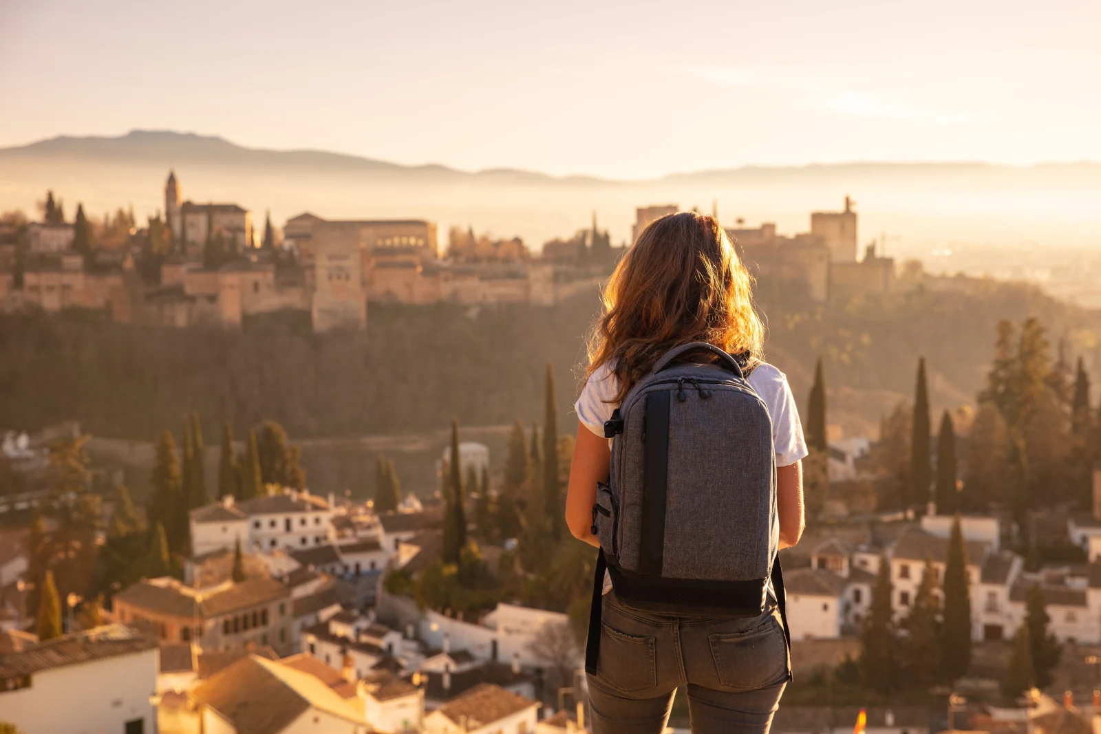 Reiseziele für alleinreisende Frauen Alhambra in Spanien