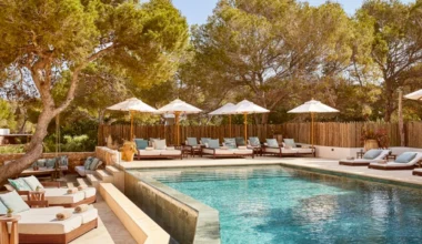Pool im Terenka Formentera SLH Hotel der Hilton Testphase