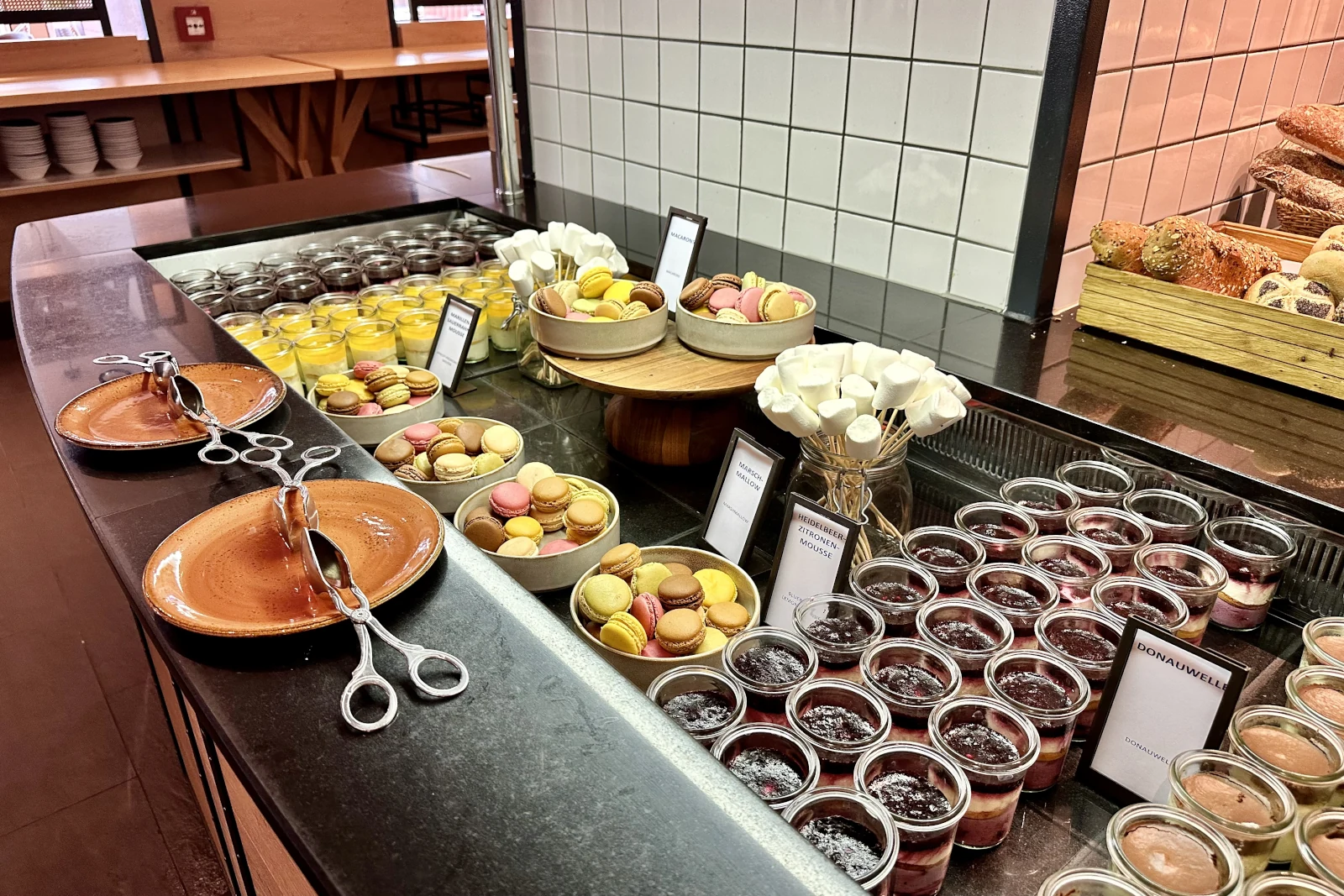 Dessert Buffet Oxbo Hilton Vienna Waterfront