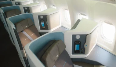 KLM World Business Class Boeing 777