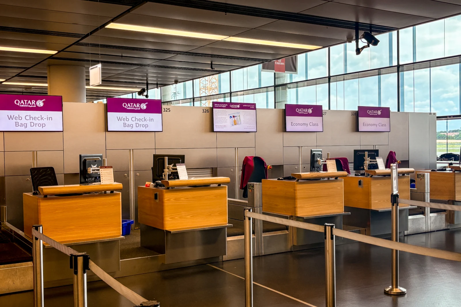 Qatar Airways Check-in Flughafen Wien