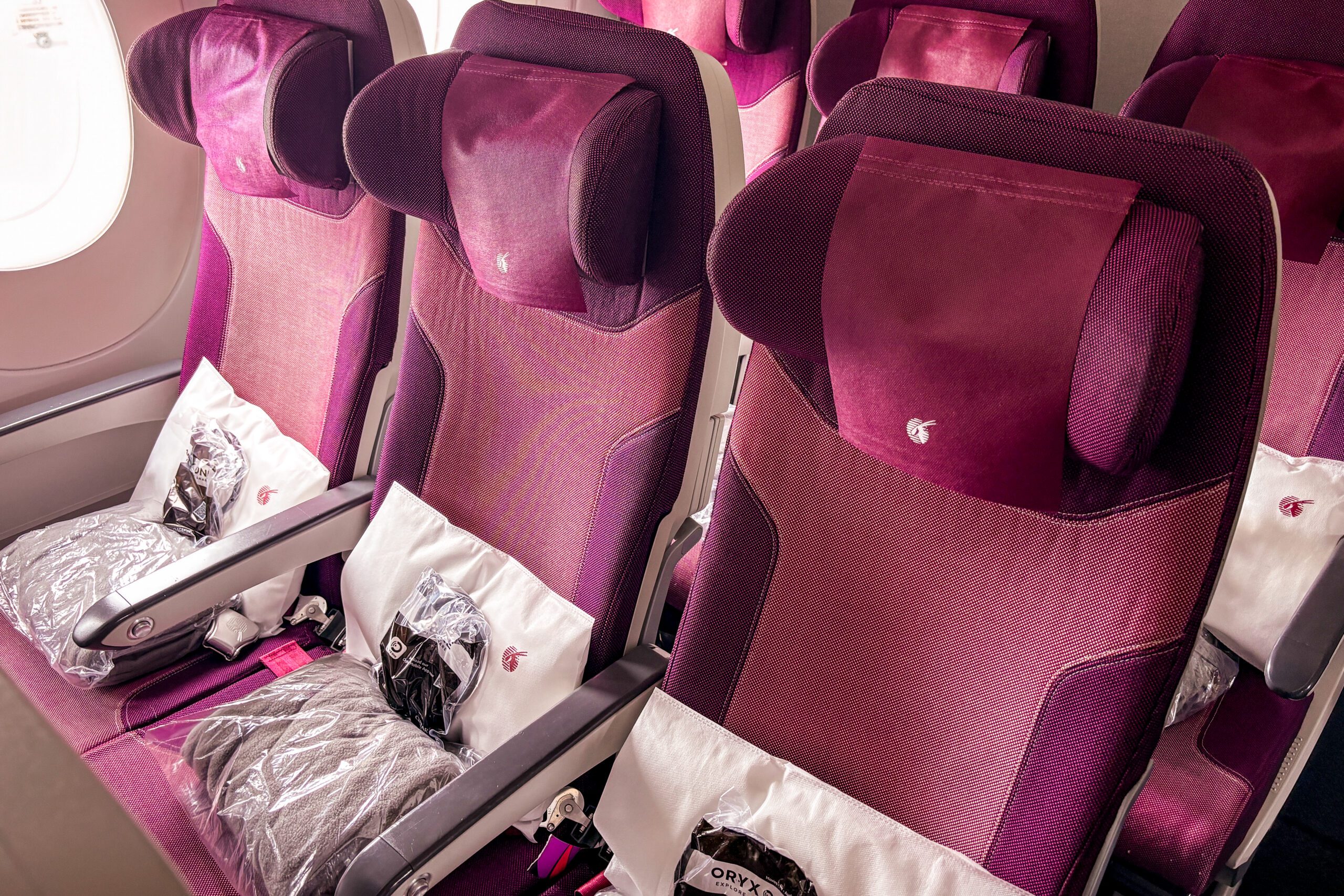 Qatar Airways Economy Class Airbus A350 Reihe am Fenster