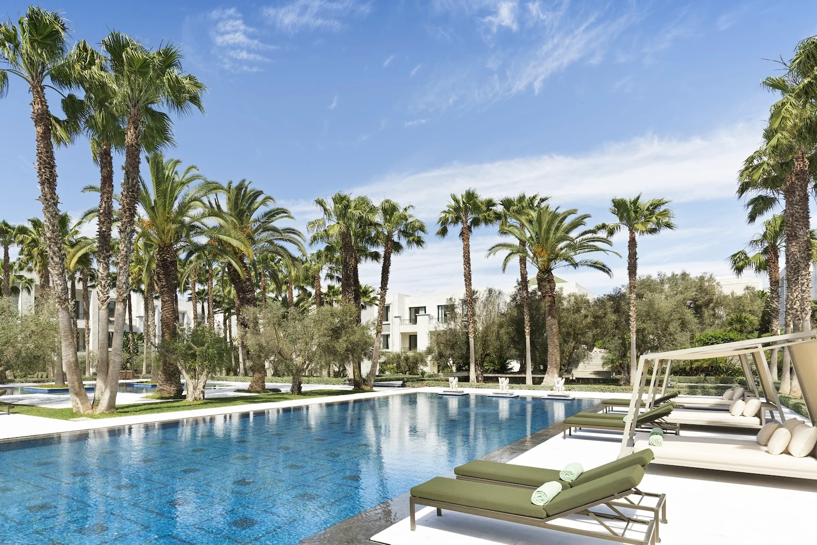 Hauptpool des Ritz-Carlton Rabat