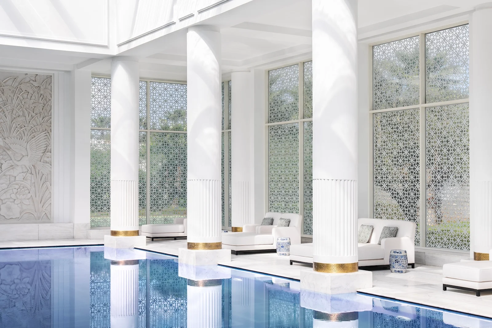 Ritz-Carlton Indoor Pool und Wellness-Bereich