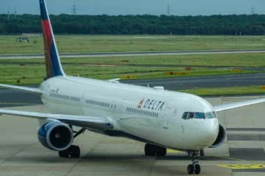 Delta Air Lines Boeing 767-400