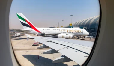 Aus dem Fenster, Emirate A380 in Dubai