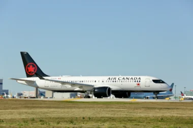 Airbus A220-300 der Ar Canada