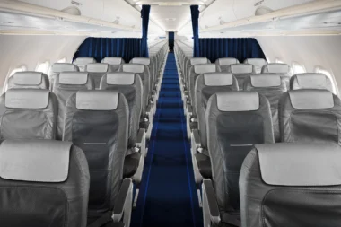 Discover Airlines Kurzstrecken Business Class Kabine