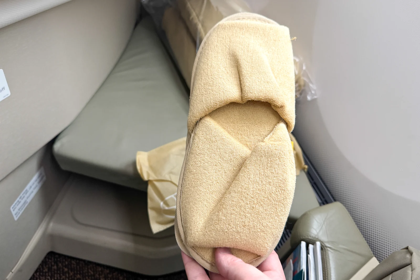 Slipper Business Class Vietnam Airlines