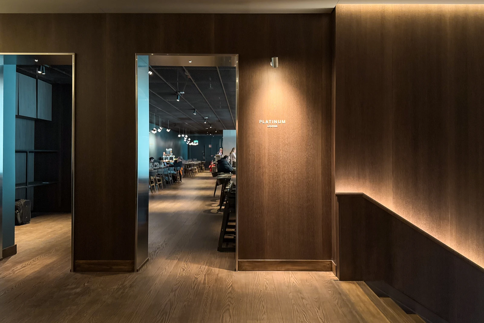 Zugang American Express Lounge by Pontus Frithiof am Flughafen Stockholm Arlanda