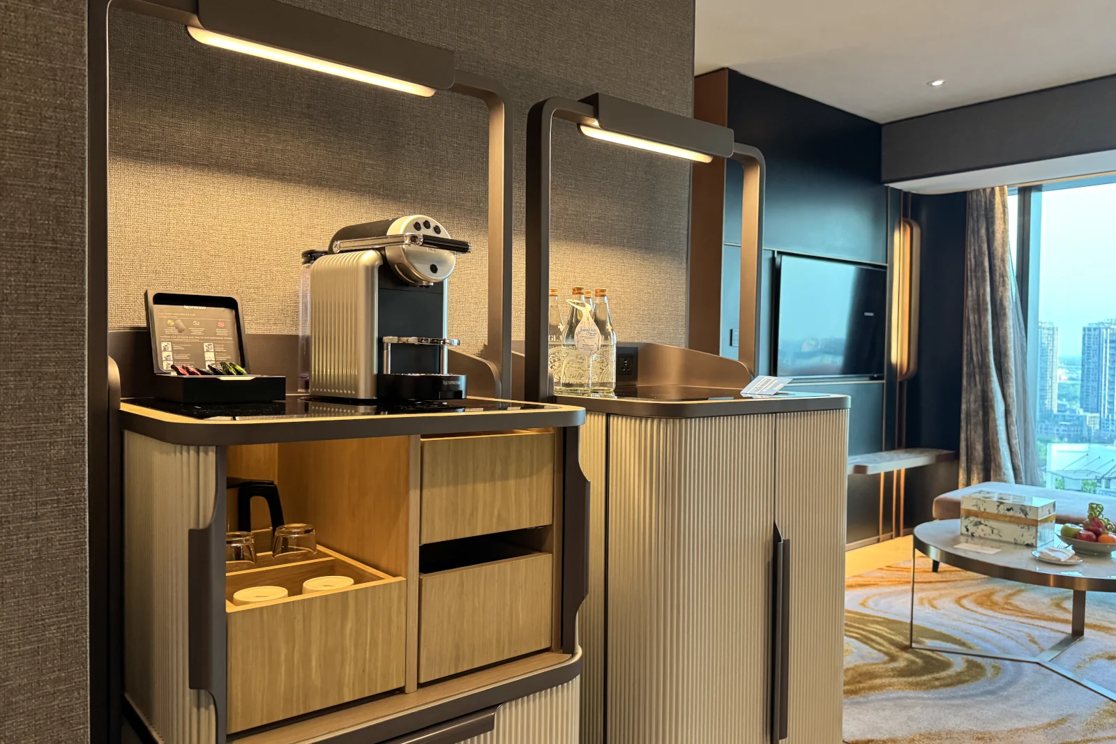 Minibar und Nespresso