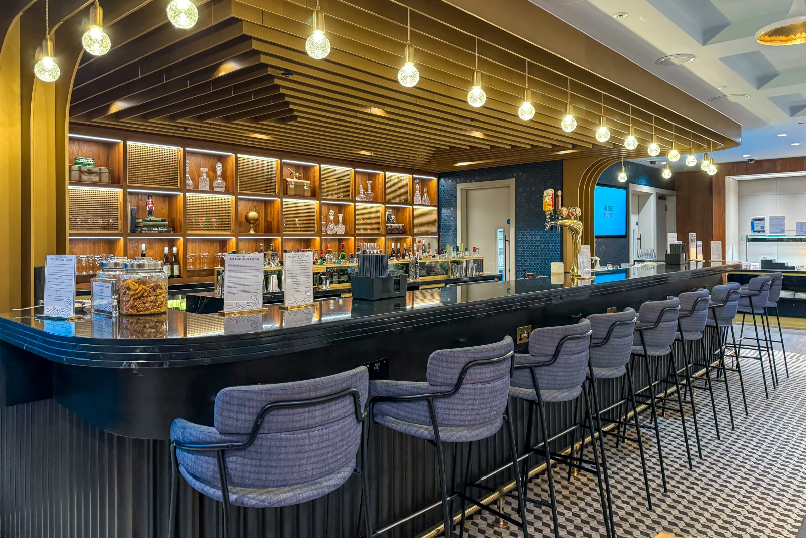 Bar der Centurion Lounge in London Heathrow