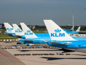 Flugzeuge von Royal Dutch Airlines KLM am Flughafen Amsterdam Schiphol