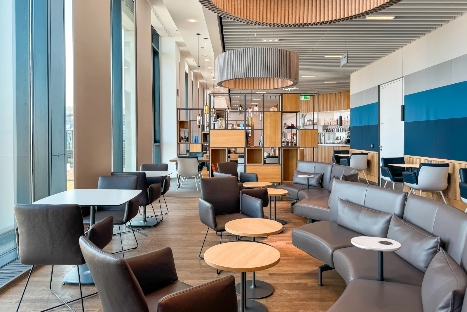 Lufthansa Senator Lounge Berlin Zugang mit Amex Platinum und Business Platinum