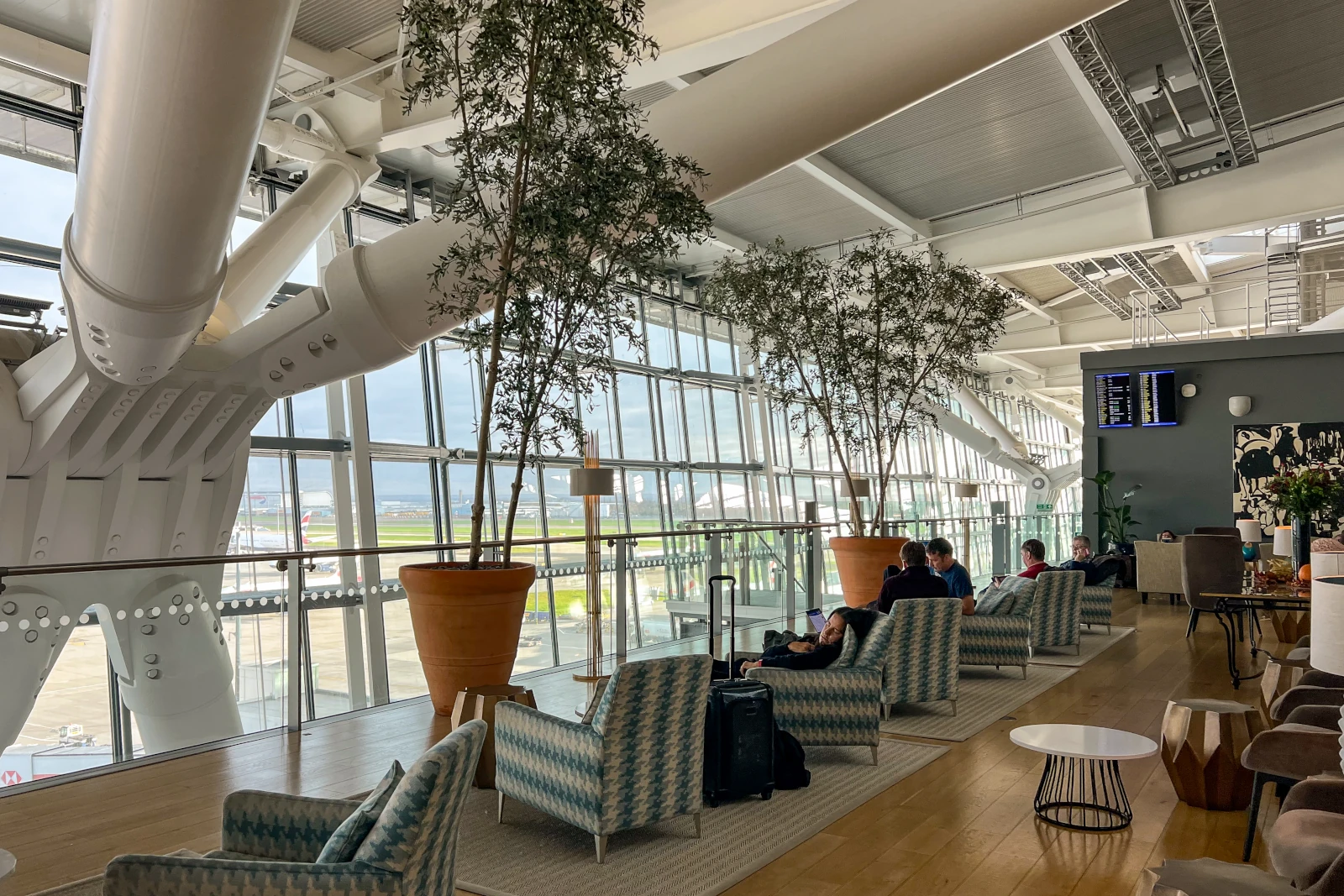Terrasse der Concorde Room Lounge von British Airways am Flughafen London Heathrow