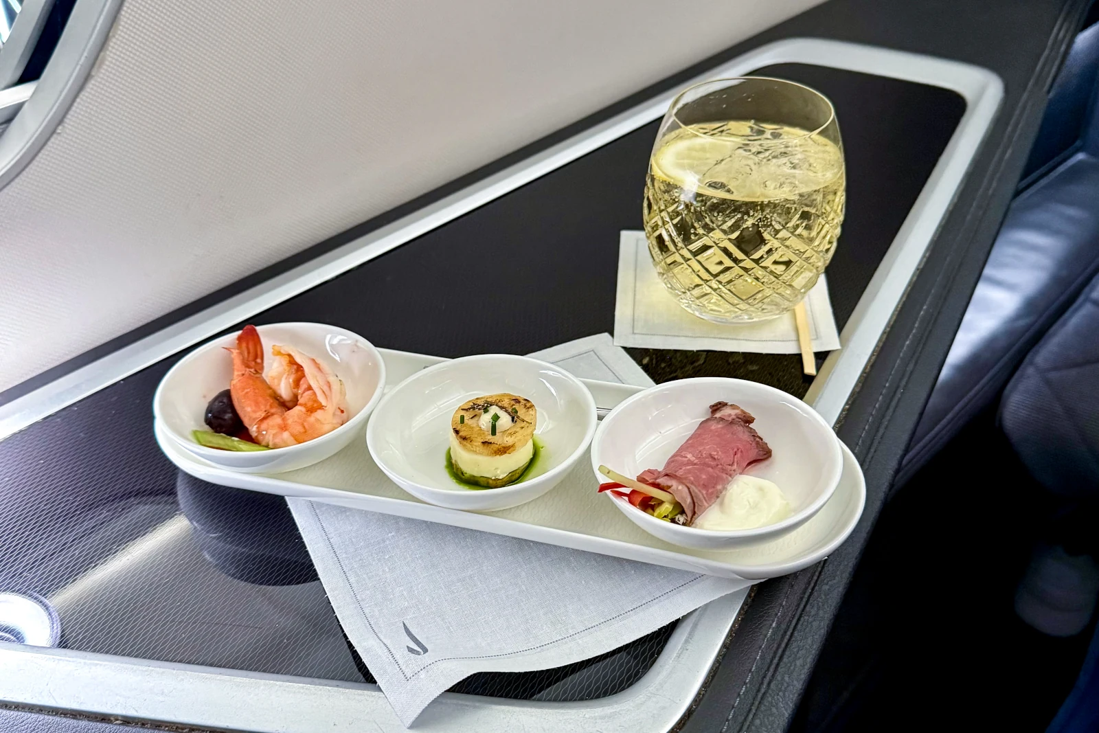British Airways First Class Catering dreierlei Canapés