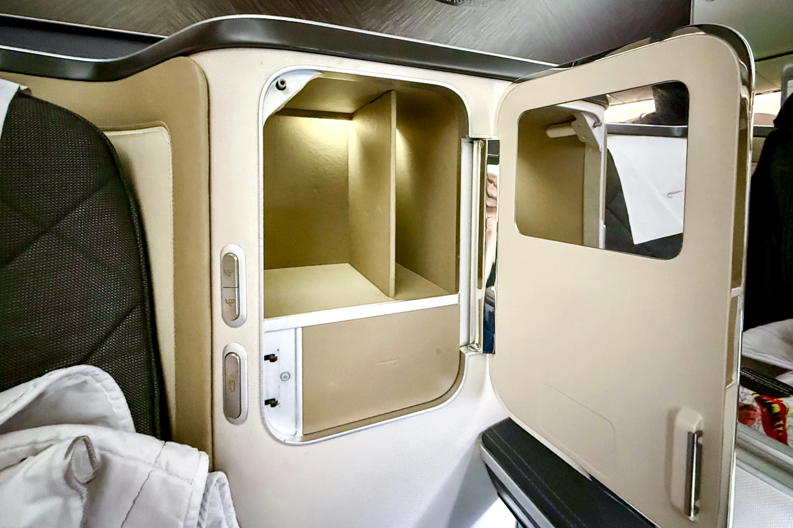 BA First Class Mitttelkonsole Sitz Boeing 787 