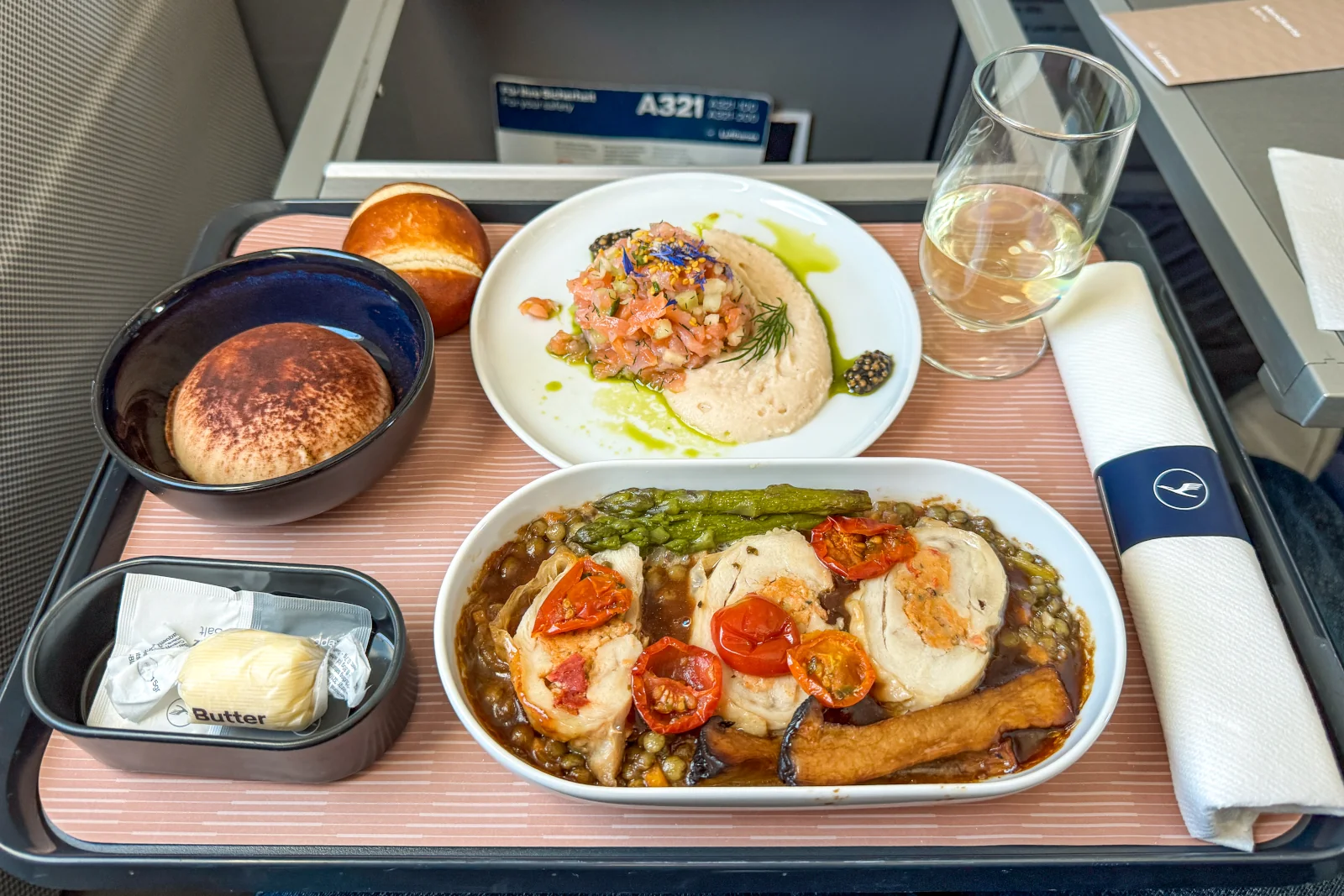 Lufthansa Pre-Select Hauptgericht gefüllte Hähnchenkeule