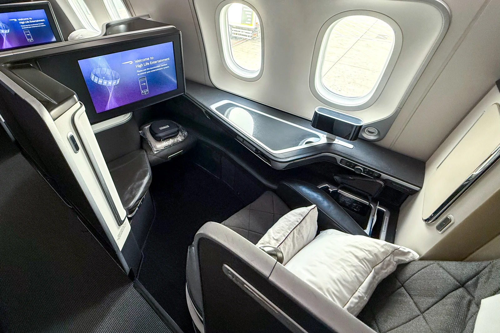 British Airways First Class Boeing 787 Einzelsitz am Fenster