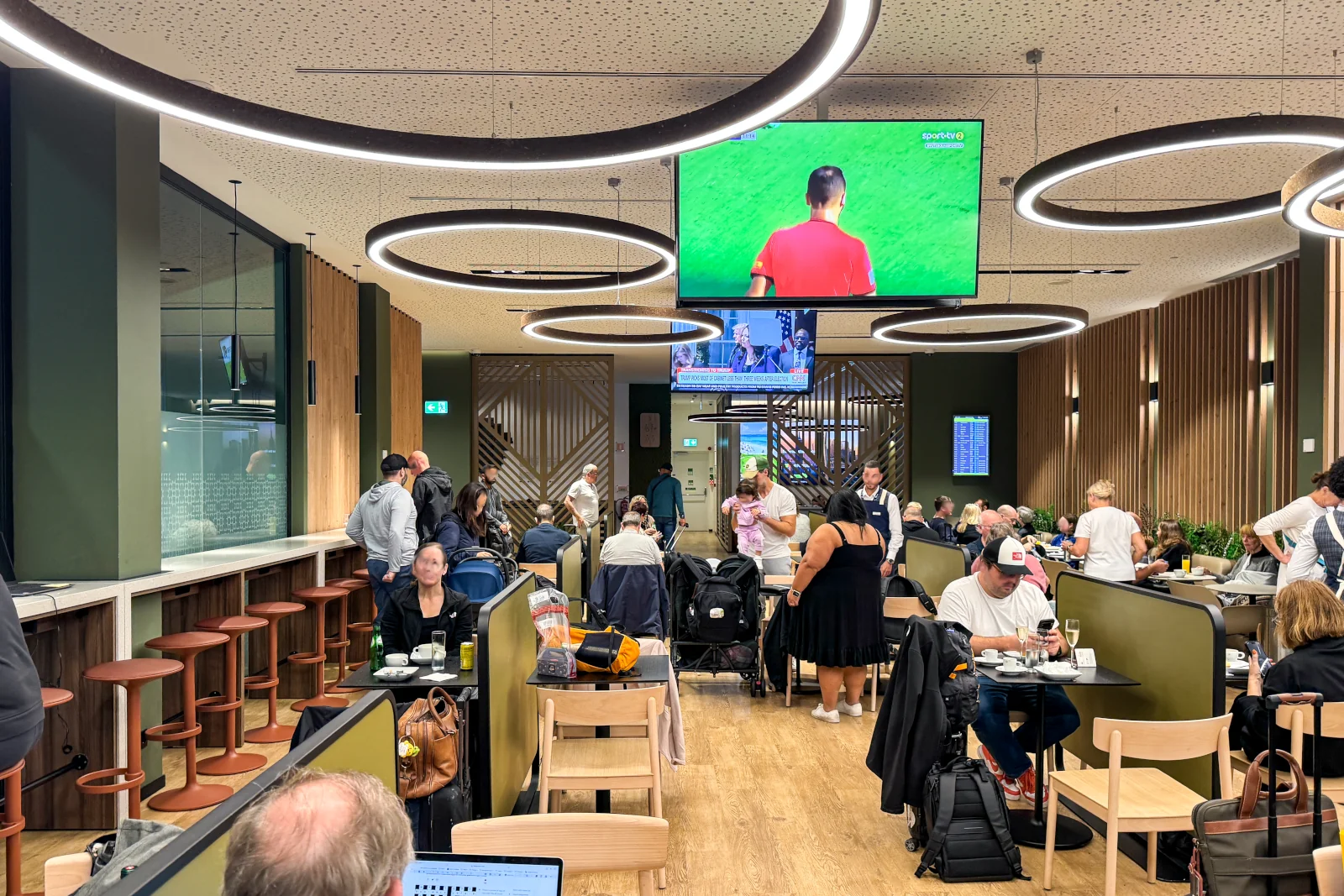 TAP Premium Lounge Lissabon – Business Class Erfahrung